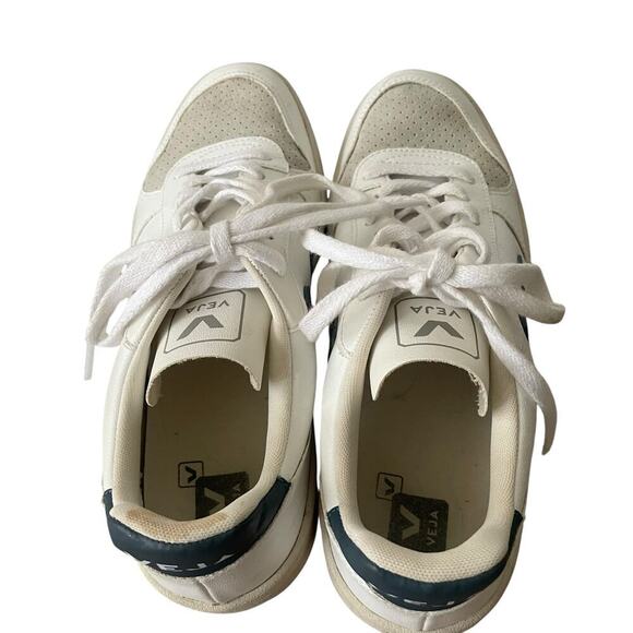 Veja Men’s V-90 Leather White Nautico Trainers Size 8 main image 9